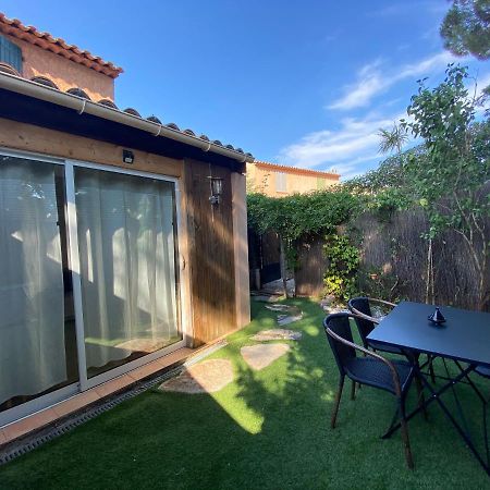 Agréable studio proche StTropez Piscine et Tennis Gassin Exterior foto